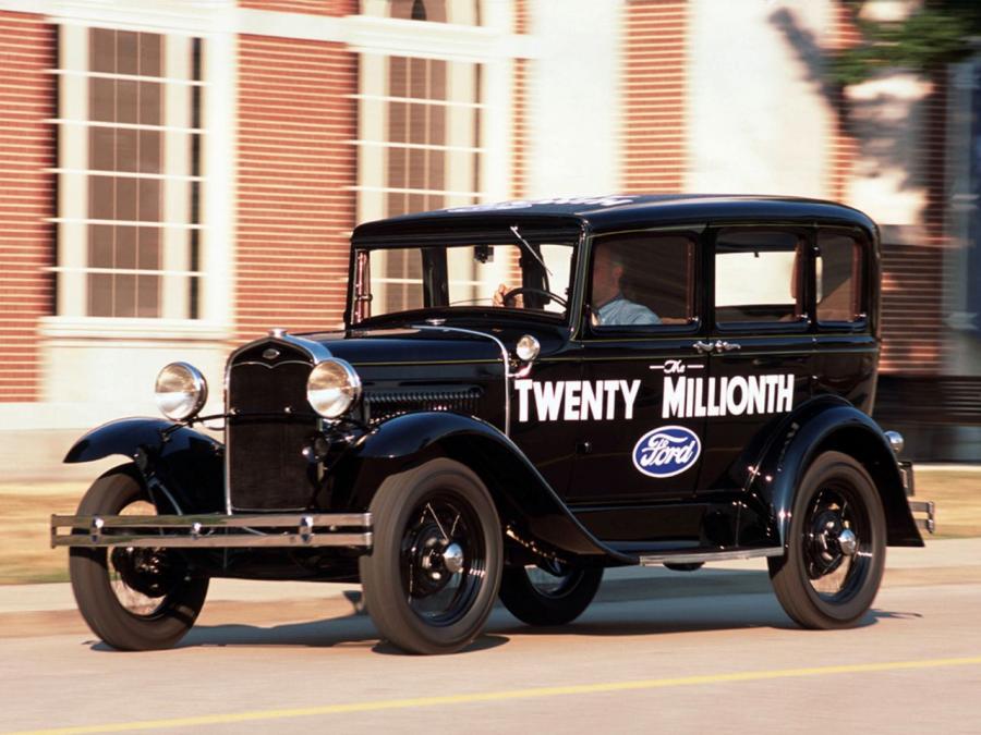  Ford Model A Town Sedan 1930 года  (фото 3 из 10)